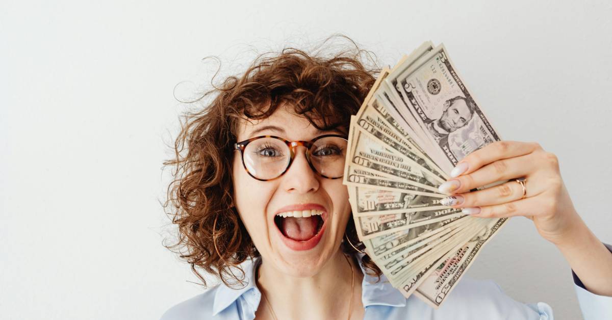 Imagem de capa: 7 dicas essenciais para qualquer empresa vender mais na internet